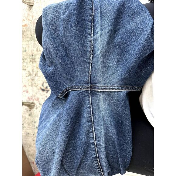 Old Navy Original Midrise‎ Jeans Medium Wash Fading Size 12 Short Casual Denim - Picture 6 of 8